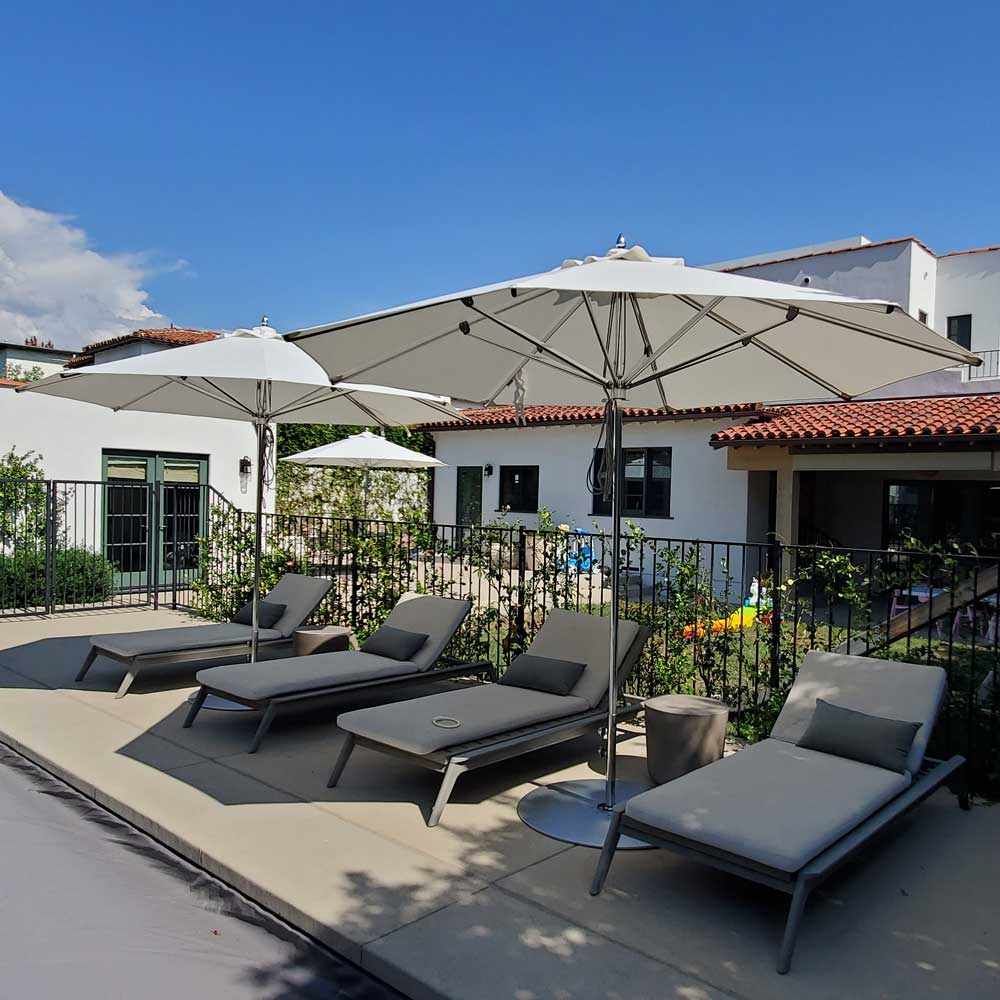 880CAM Commercial Grade Umbrella